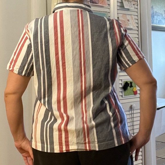 L vintage  Lemongrass button-up - Picture 5 of 7